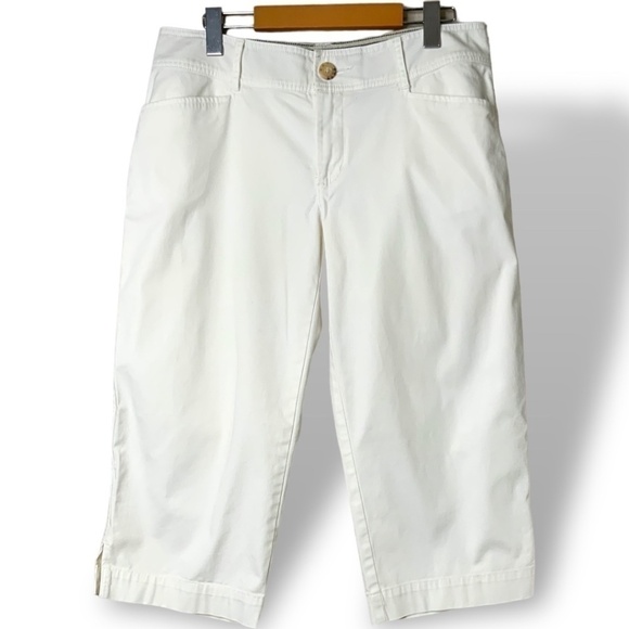 EDDIE BAUER ‘Blakely’ Cotton / Spandex Blend White Bermuda Shorts MADE IN INDIA - Picture 1 of 10